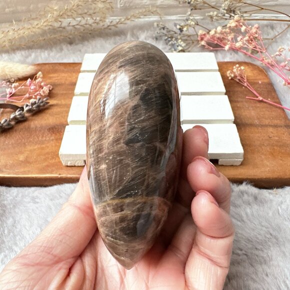 Beautiful Black Moonstone Heart - Picture 5 of 8